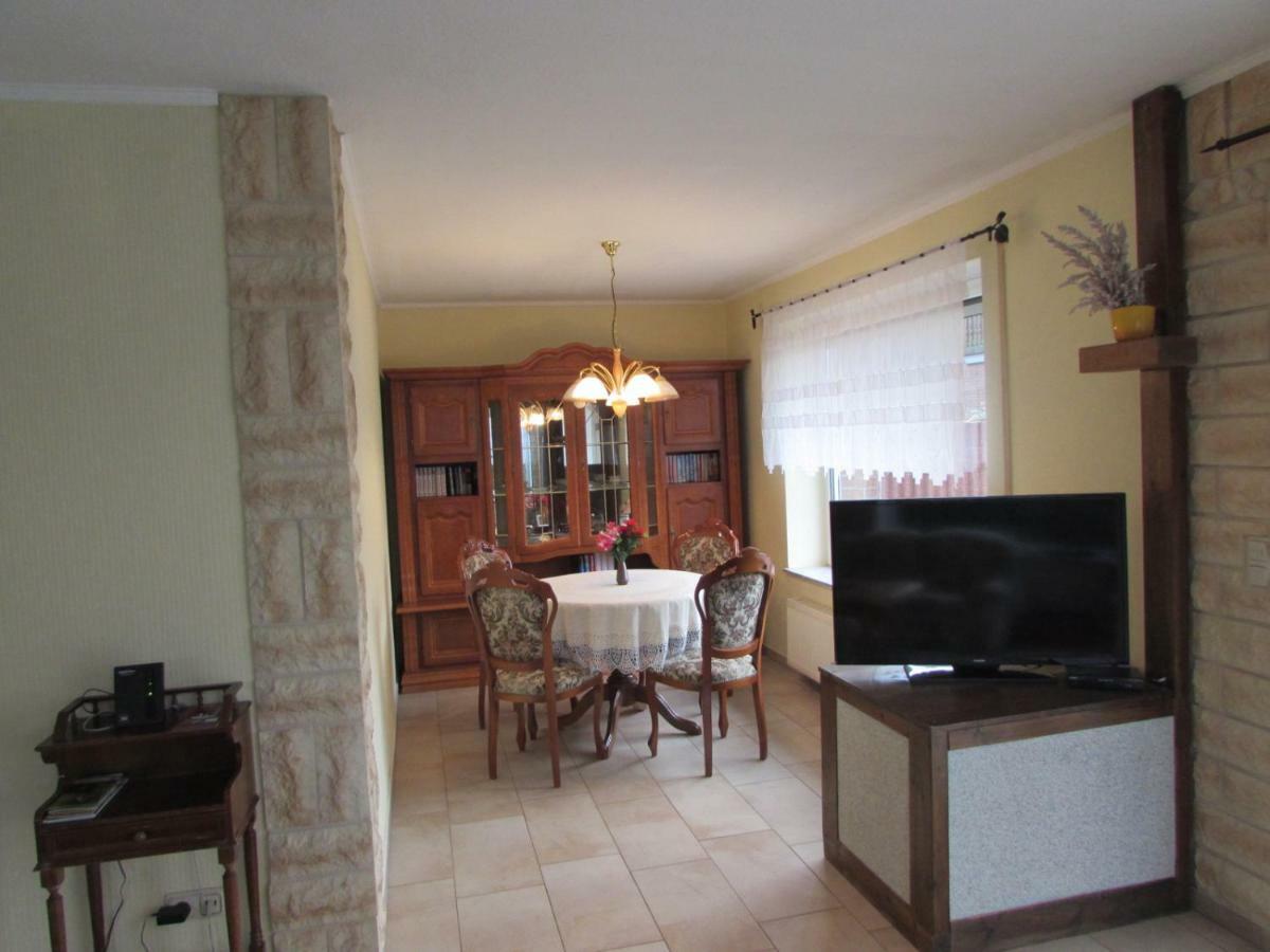 Ferienhaus Mit 2 Fewo In Mecklenburg Apartment Wesenberg Bagian luar foto